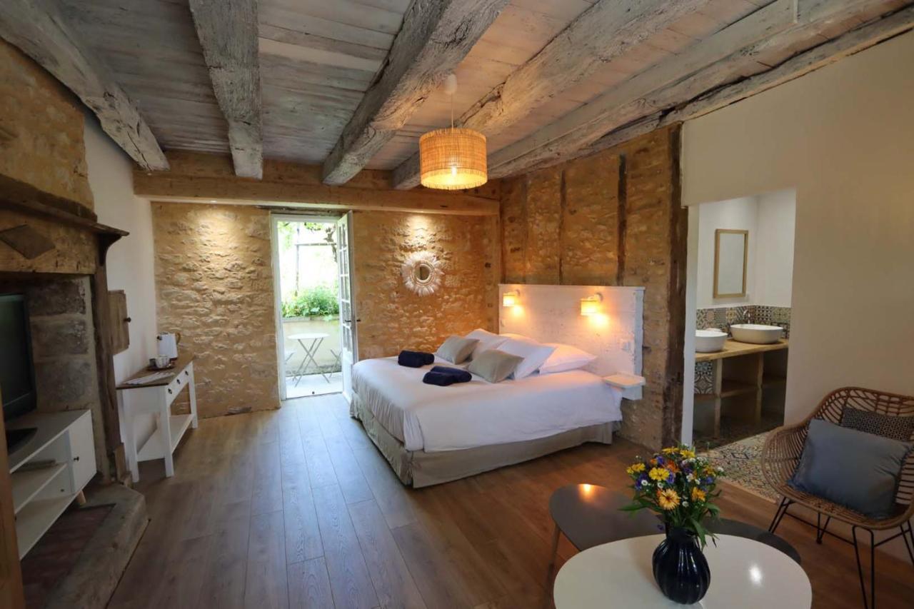 La Ferme De L'Embellie Gites Et Chambres D'Hotes Le Buisson-de-Cadouin Exterior foto