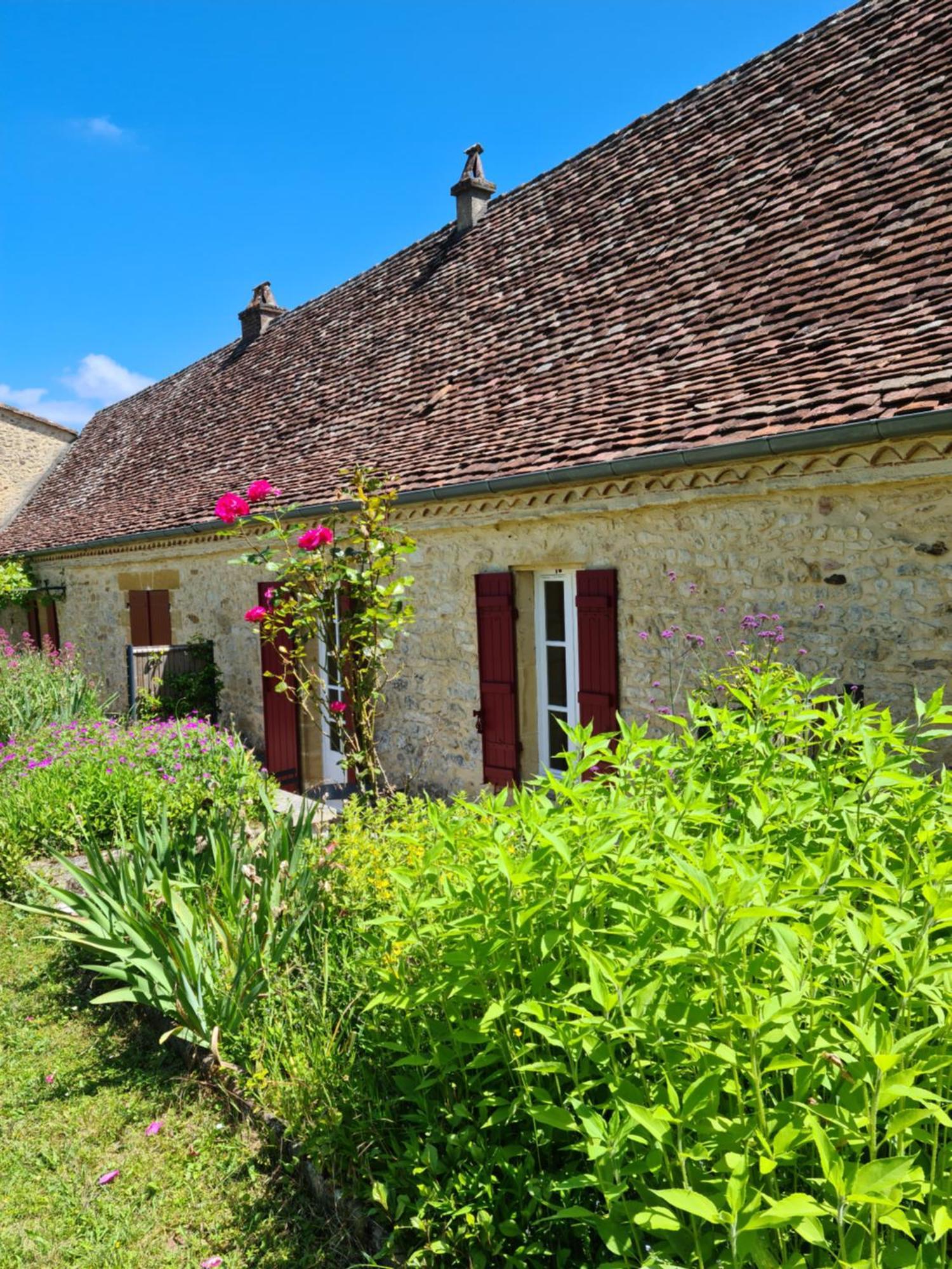 La Ferme De L'Embellie Gites Et Chambres D'Hotes Le Buisson-de-Cadouin Exterior foto