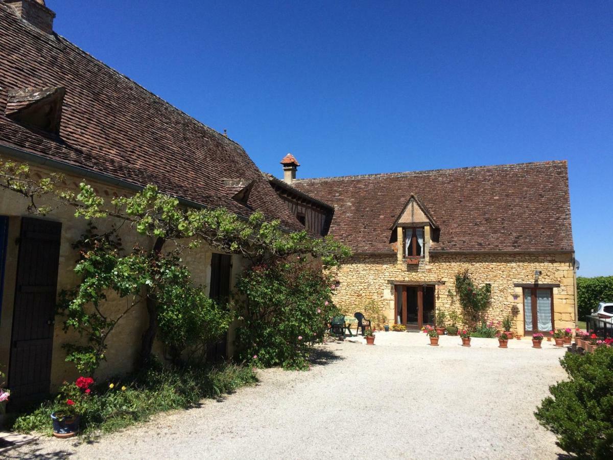La Ferme De L'Embellie Gites Et Chambres D'Hotes Le Buisson-de-Cadouin Exterior foto